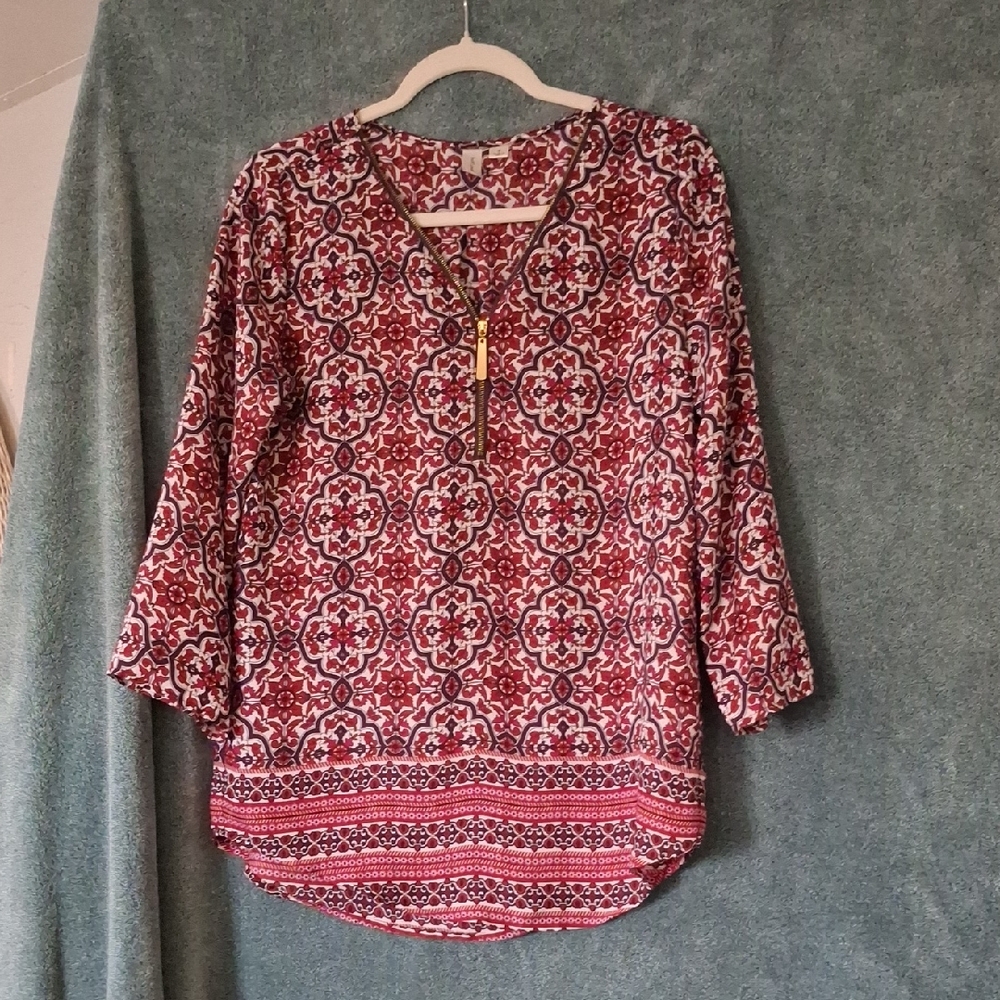 Tacera Red and White Patterned Blouse